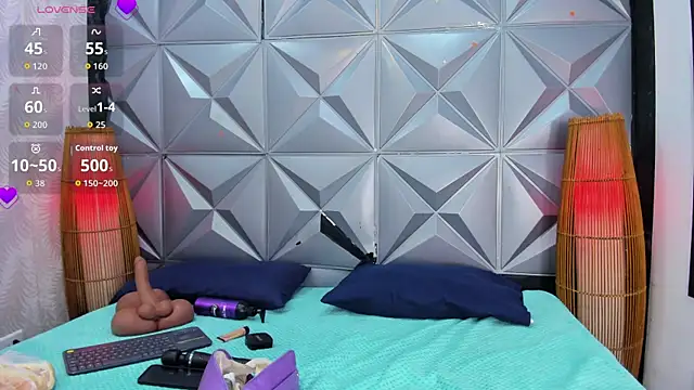 GreciaFox1 online show from January 9, 2026, 12:01 pm