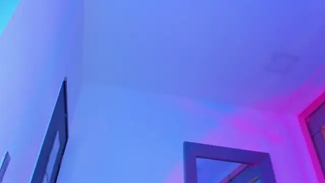 Sebax Young online show from March 31, 2026, 8:33 pm