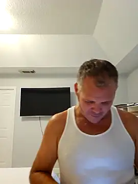 cubanitofeliz40 online show from October 25, 2025, 9:15 pm