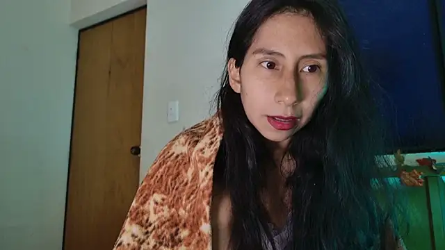  MoonLipson  online show from October 17, 2025, 10:11 pm