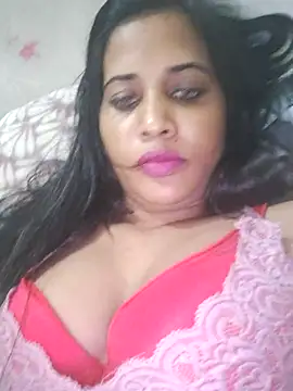 cute radhikaa online show from April 8, 2026, 6:20 pm