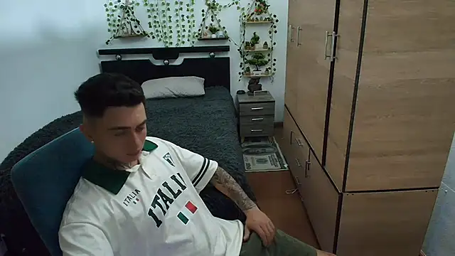 santii ss online show from April 15, 2026, 2:17 am