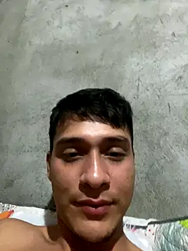 hot boy 04 online show from September 21, 2025, 3:44 am