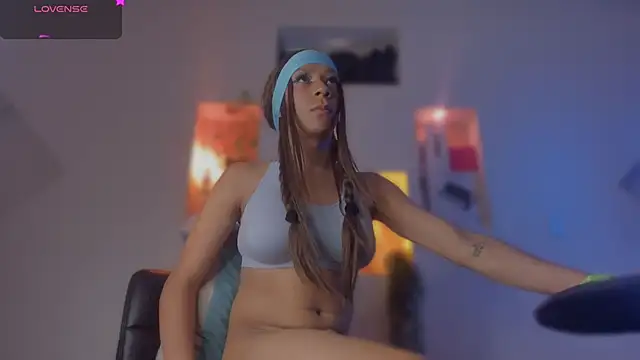 Chloe cooperr online show from October 2, 2025, 7:06 pm