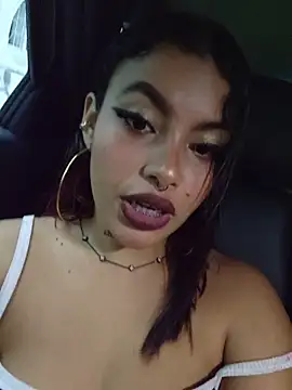 Snapshot of Yessica_Lopezz chatting on March 12, 2026, 12:09 pm Yessica Lopezz online show from March 12, 2026, 12:09 pm