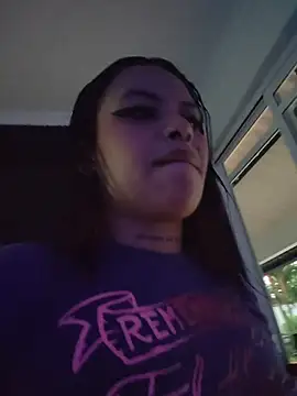 Snapshot of Yessica_Lopezz chatting on March 23, 2026, 11:32 am Yessica Lopezz online show from March 23, 2026, 11:32 am