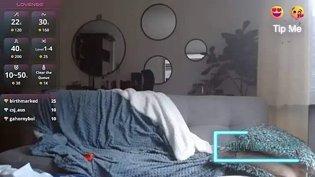 alloallo420 online show from September 20, 2025, 8:47 pm