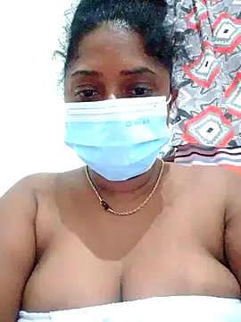 Snapshot of boosypussy chatting on June 4, 2026, 11:04 am boosypussy online show from June 4, 2026, 11:04 am