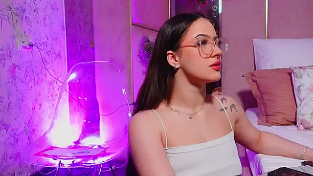 LucyLextonX online show from March 24, 2026, 3:06 am