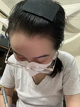 Snapshot of LinYi_Office chatting on May 9, 2026, 9:51 pm LinYi Office online show from May 9, 2026, 9:51 pm