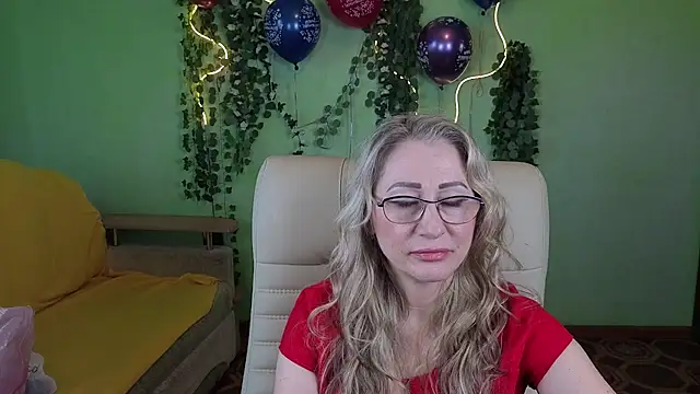 Snapshot of Habibi_Honeyy chatting on September 9, 2025, 4:55 am Habibi Honeyy online show from September 9, 2025, 4:55 am