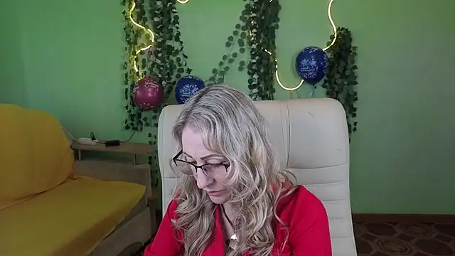 Snapshot of Habibi_Honeyy chatting on September 24, 2025, 11:06 am Habibi Honeyy online show from September 24, 2025, 11:06 am