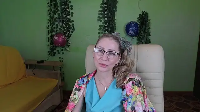 Snapshot of Habibi_Honeyy chatting on September 26, 2025, 5:03 am Habibi Honeyy online show from September 26, 2025, 5:03 am