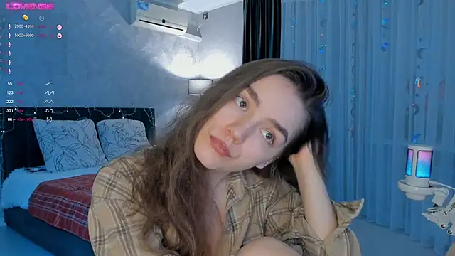 Snapshot of sweete_chantal chatting on October 19, 2025, 5:37 pm sweete chantal online show from October 19, 2025, 5:37 pm