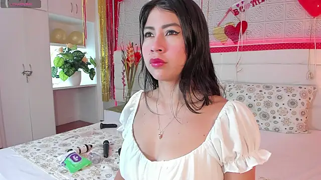 KamileBlake online show from September 20, 2025, 5:01 am