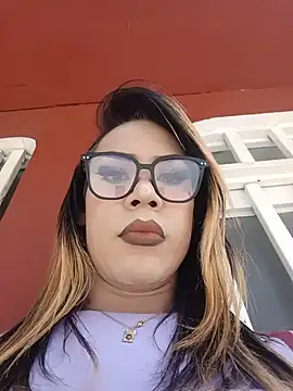 Snapshot of Daliana_Gounbolt chatting on June 2, 2026, 3:23 pm Daliana Gounbolt online show from June 2, 2026, 3:23 pm