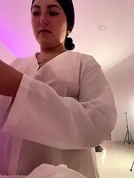 Snapshot of Celestee69 chatting on November 13, 2025, 7:40 pm Celestee69 online show from November 13, 2025, 7:40 pm