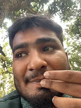 jakaksiaj online show from April 3, 2026, 10:54 am