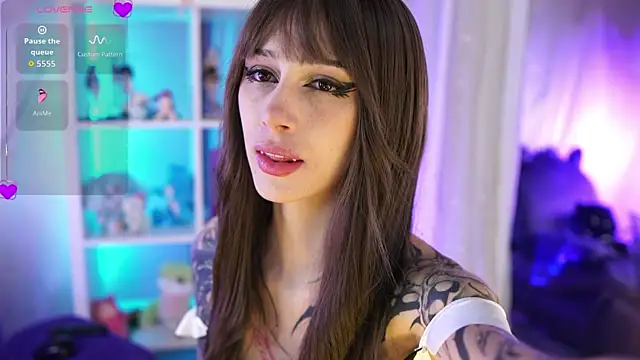 Im Garu online show from October 4, 2025, 12:28 pm