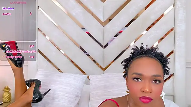 Agatha-Adams online show from October 1, 2025, 4:44 pm