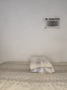 MilfTentasion online show from February 14, 2026, 10:32 pm