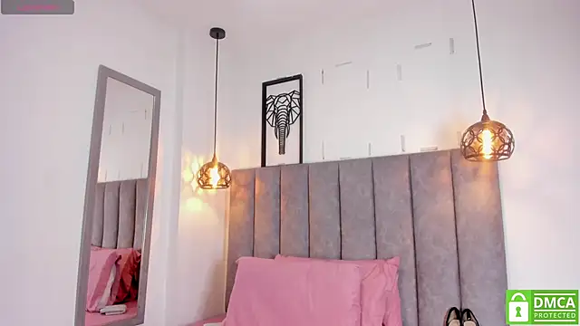 Gia Scott online show from September 29, 2025, 11:27 am