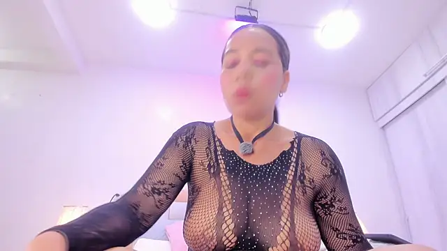 megan rous  online show from February 19, 2026, 3:14 am