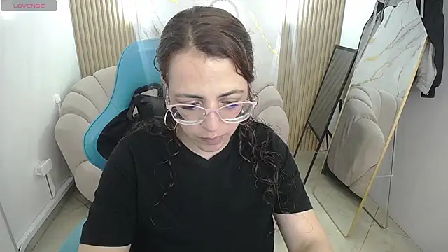  Evoni b online show from October 5, 2025, 12:18 pm