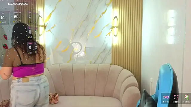  Evoni b online show from September 26, 2025, 7:54 pm