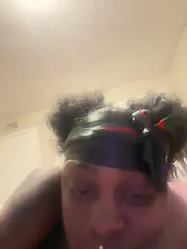 kaymurda80 online show from February 6, 2026, 5:25 am