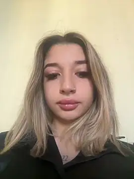 Snapshot of OdetteMason chatting on September 22, 2025, 6:52 am OdetteMason online show from September 22, 2025, 6:52 am