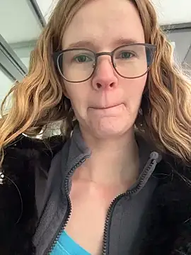 Bikergirl 97 online show from November 27, 2025, 12:49 pm