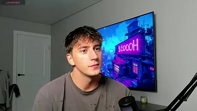 DaniHort online show from September 16, 2025, 8:04 am