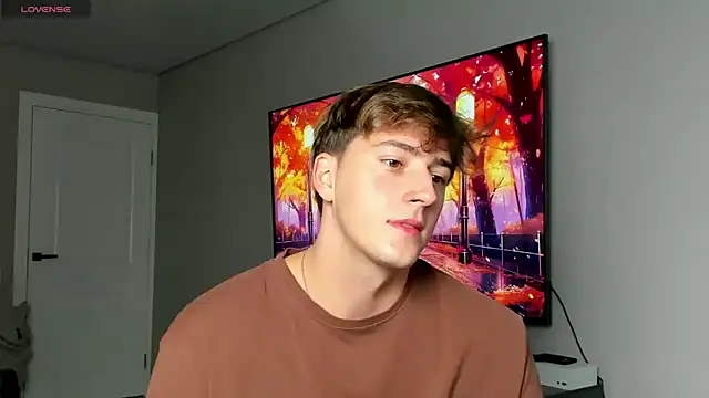 DaniHort online show from October 4, 2025, 9:44 am