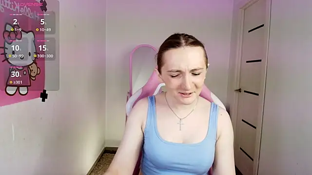 Vi Luxy online show from March 29, 2026, 2:13 am