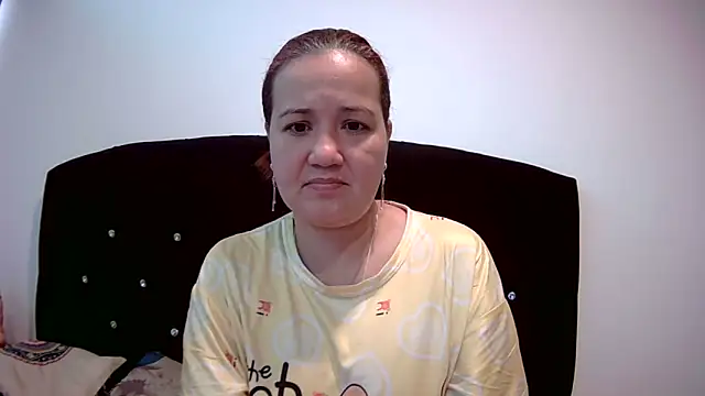 Snapshot of Gabrielajewel_ chatting on November 13, 2025, 11:25 am Gabrielajewel online show from November 13, 2025, 11:25 am