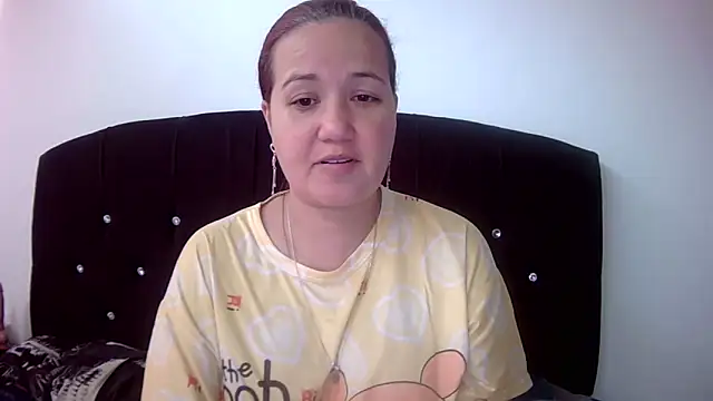 Snapshot of Gabrielajewel_ chatting on October 30, 2025, 11:41 am Gabrielajewel online show from October 30, 2025, 11:41 am