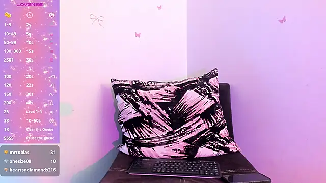 MarilynDupont online show from November 20, 2025, 11:36 pm