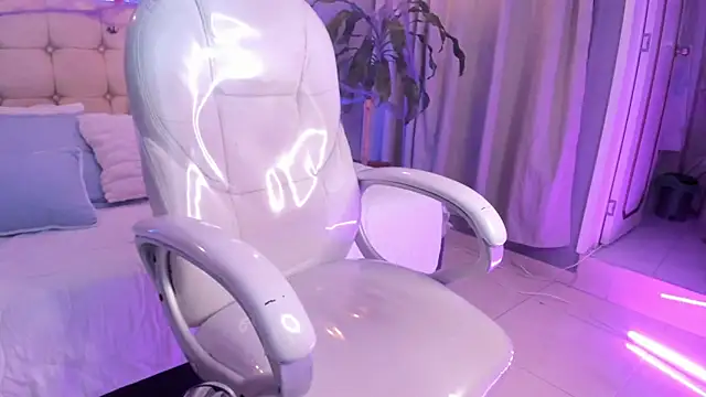 Jordan 24  online show from October 5, 2025, 1:40 am