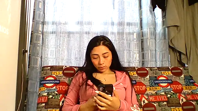Snapshot of sara_gomez1_ chatting on February 16, 2026, 9:02 pm sara gomez1 online show from February 16, 2026, 9:02 pm