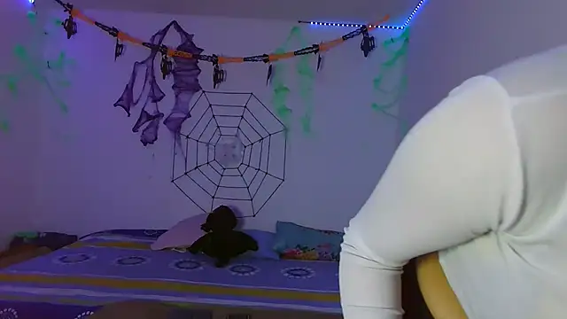 Snapshot of Naughty_Nights_Live chatting on October 29, 2025, 11:20 am Naughty Nights Live online show from October 29, 2025, 11:20 am