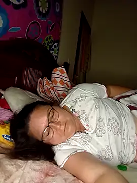 Kasandra 000 online show from May 10, 2026, 9:46 am