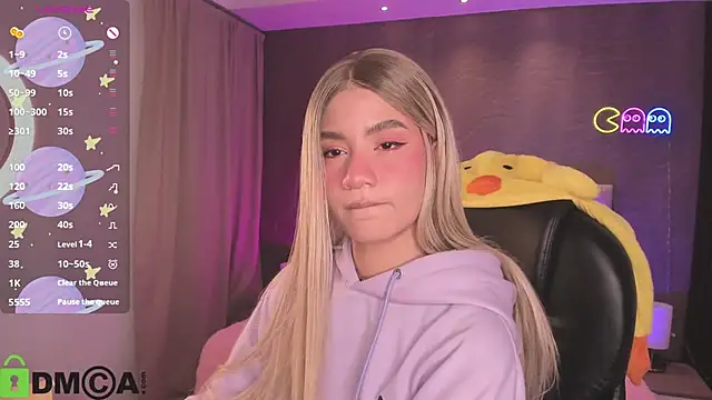 Arinextdoor online show from September 25, 2025, 10:27 pm