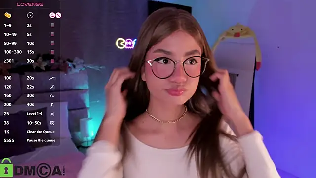 Arinextdoor online show from December 17, 2025, 9:20 pm