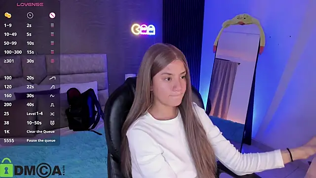 Arinextdoor online show from January 8, 2026, 9:21 pm