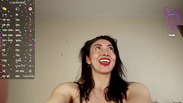 siren indira  online show from November 21, 2025, 7:57 pm