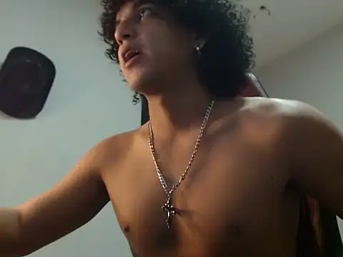 Xfire boy69 online show from October 10, 2025, 1:01 pm