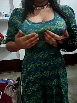 Snapshot of hot_grieal1 chatting on November 3, 2025, 7:39 pm hot grieal1 online show from November 3, 2025, 7:39 pm