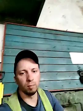 Snapshot of hornny_boy35 chatting on June 18, 2026, 11:15 am hornny boy35 online show from June 18, 2026, 11:15 am