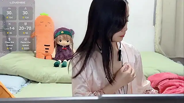 Yingbao-Baby online show from November 23, 2025, 1:10 pm